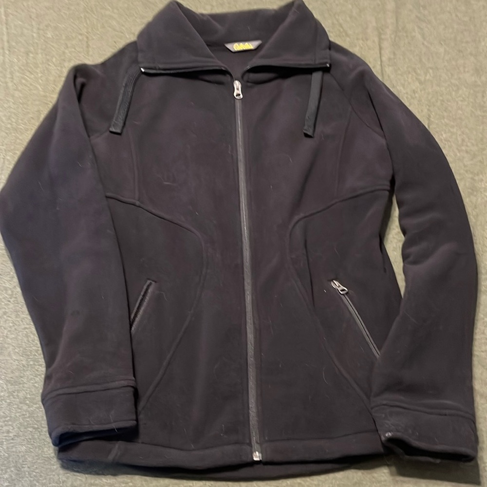 Cabela's Black Ski & Snow Jacket for Ultimate Winter Protection